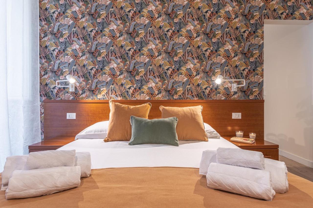 Vittoria Garden Suites Roma Esterno foto