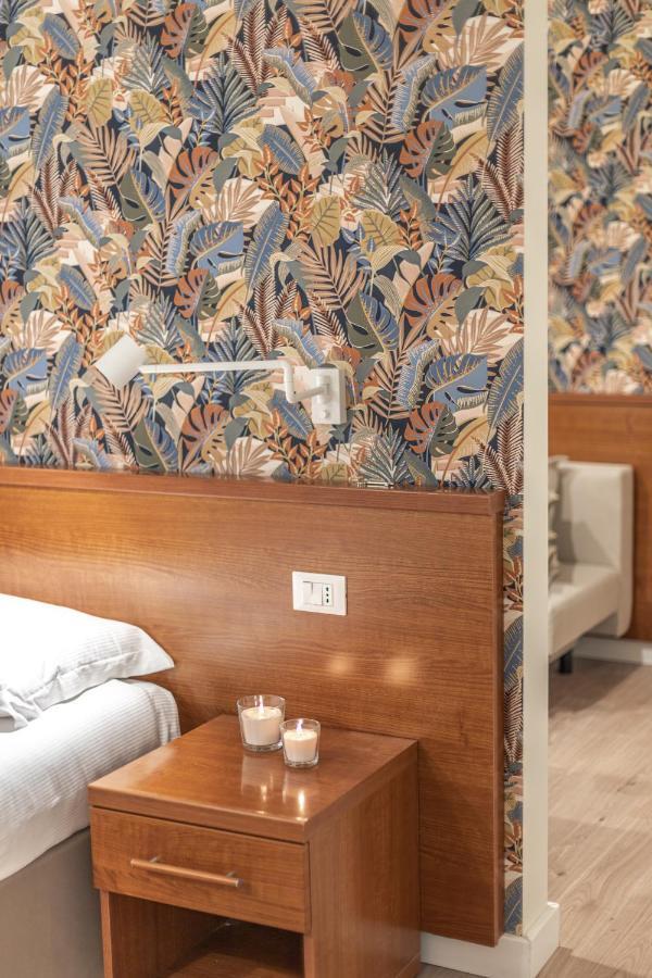 Vittoria Garden Suites Roma Esterno foto