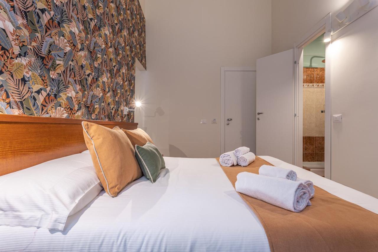 Vittoria Garden Suites Roma Esterno foto