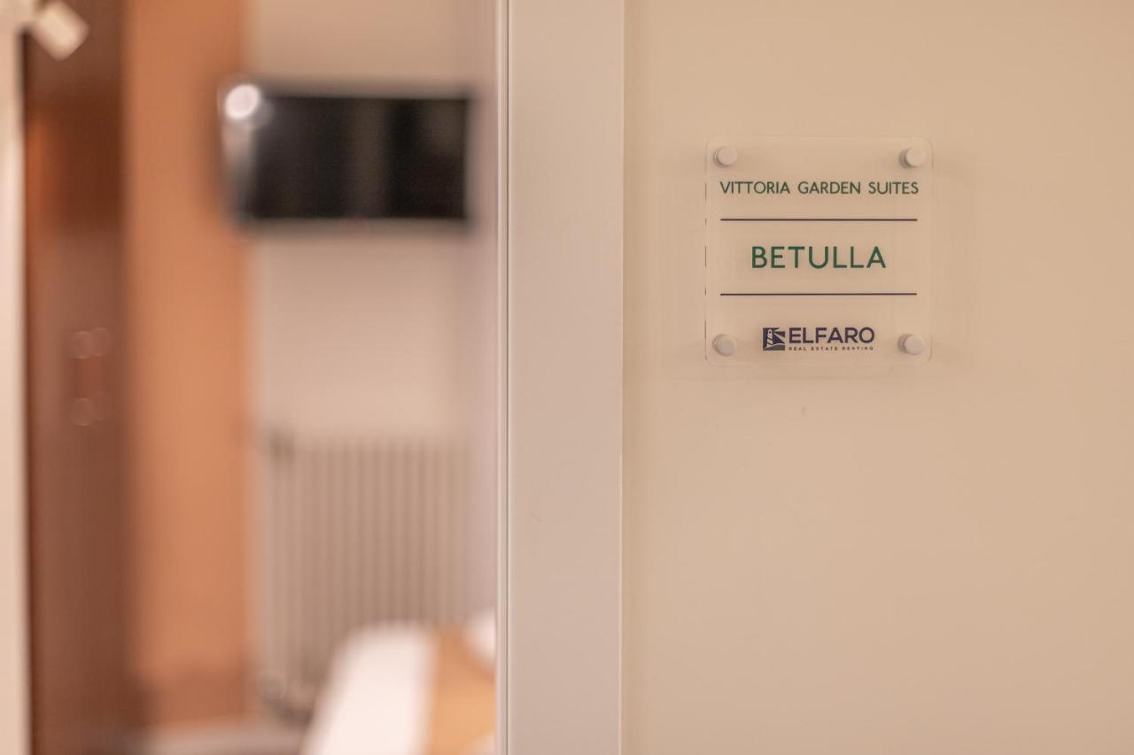 Vittoria Garden Suites Roma Esterno foto
